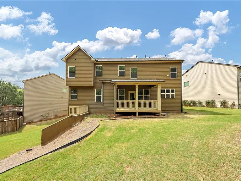 6059 Cove Park Dr — Photo 4
