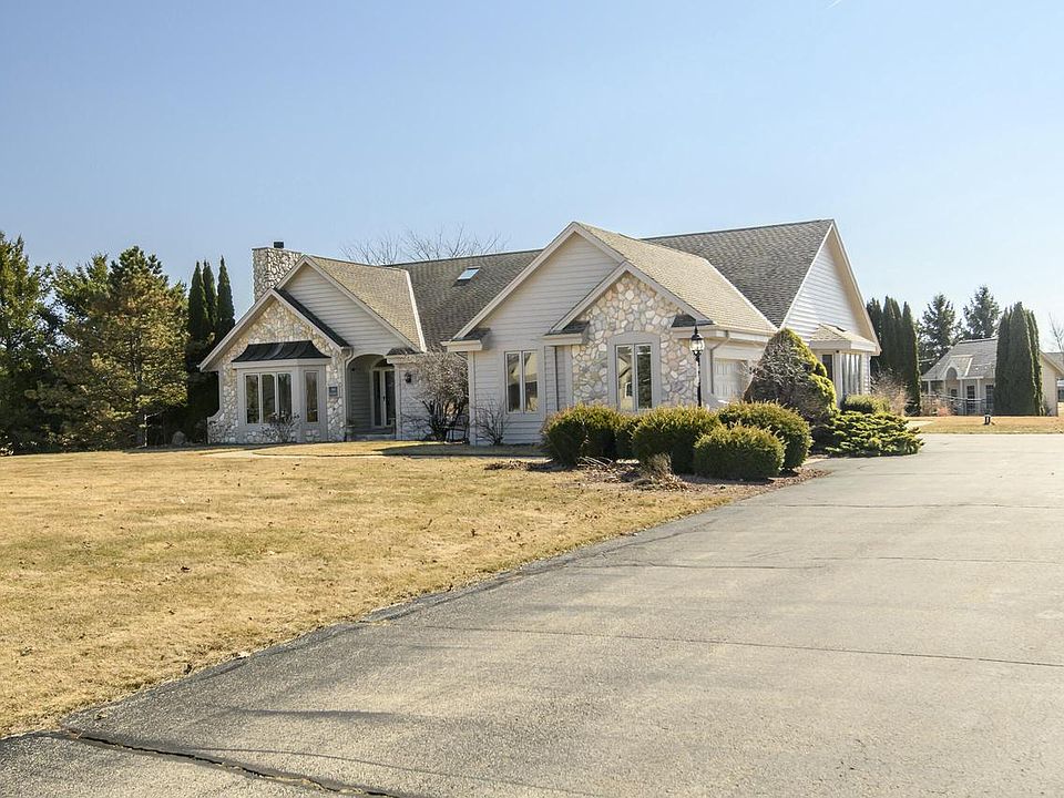 1st image of S88W34777 Nesting LANE