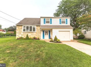 13047 Sewell Rd, Philadelphia, PA 19116