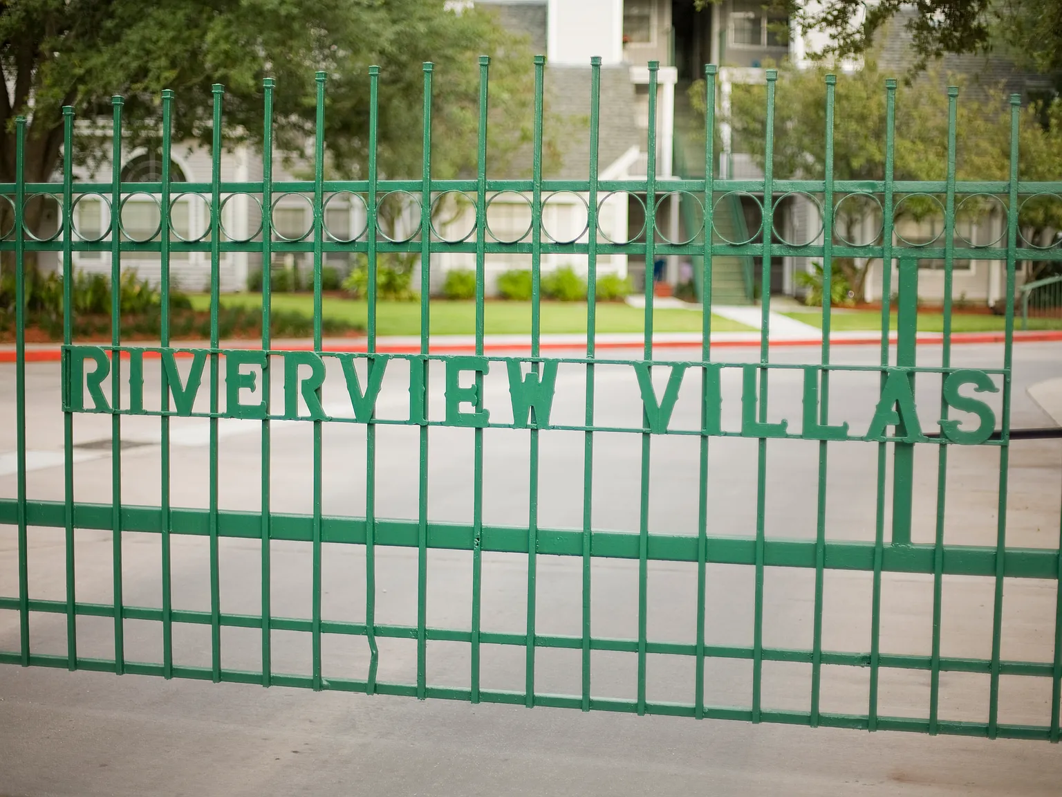 Riverview Villa Apartments — Photo 2