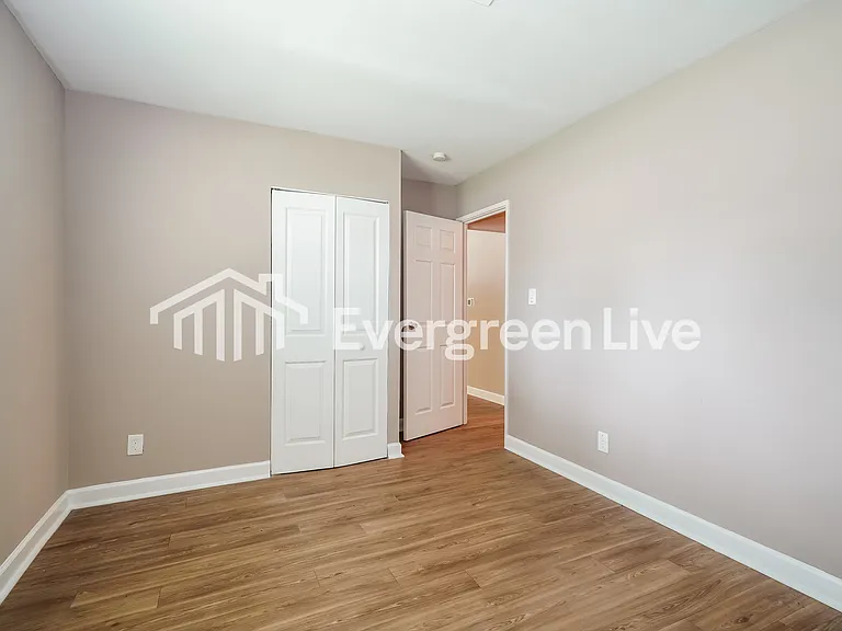 2981 Wessex Ct — Photo 10