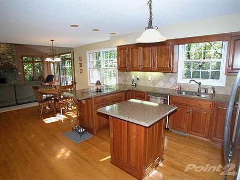 5th image of 6483 Friar Tuck Dr