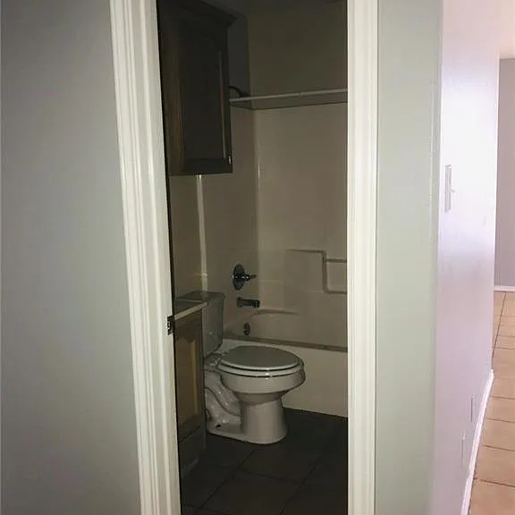423 La Mancha Dr #3 — Photo 10