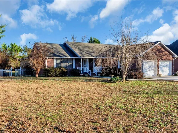826 Oak Lawn Dr, Jasper, TN 37347