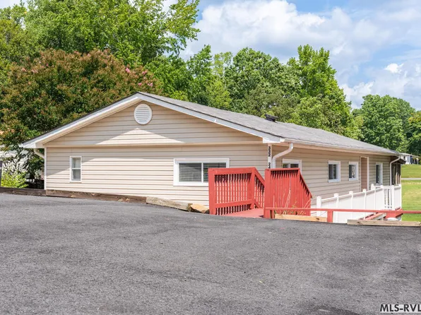 332 Eagle Trl, Bracey, VA 23919