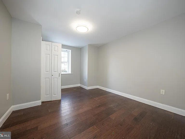 625 Chelten Hills Dr — Photo 23