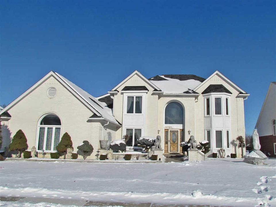 1st image of 14785 Sparrow Dr