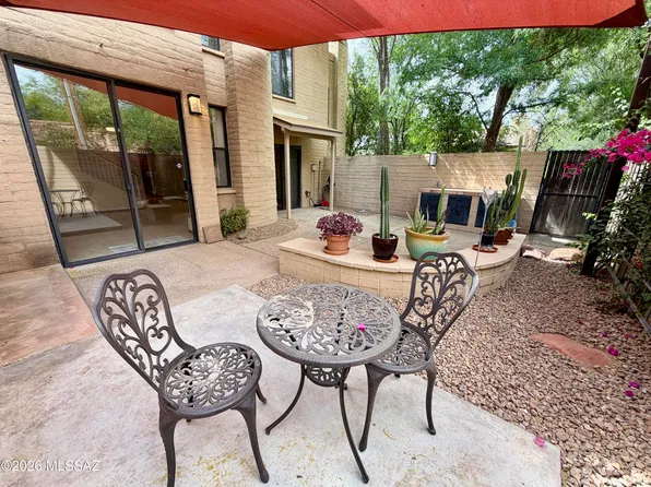 2928 E Sierra Vista Rd, Tucson, AZ 85716