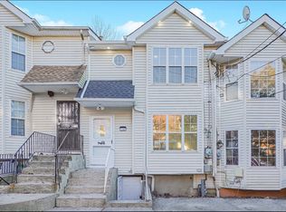 125 Pendleton Pl #1, Staten Island, NY 10301