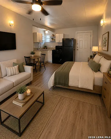 203 E Rosewood Ave #2 — Photo 4