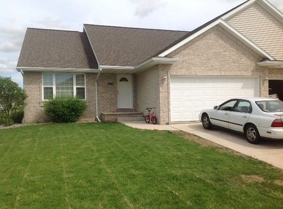 1st image of 3985 N Parker Way