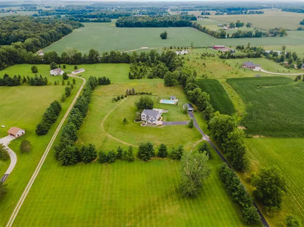 9484 Fontanelle Rd, Ostrander, OH 43061