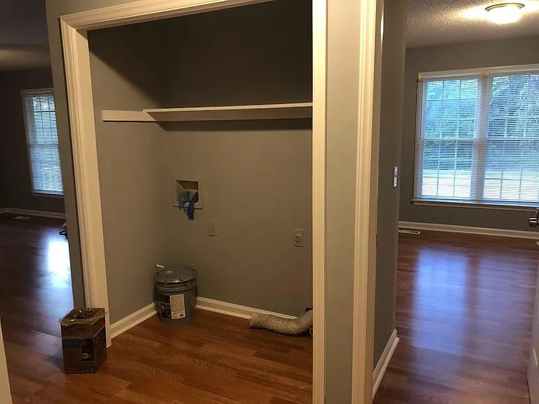 1112 Hadley Rd — Photo 13
