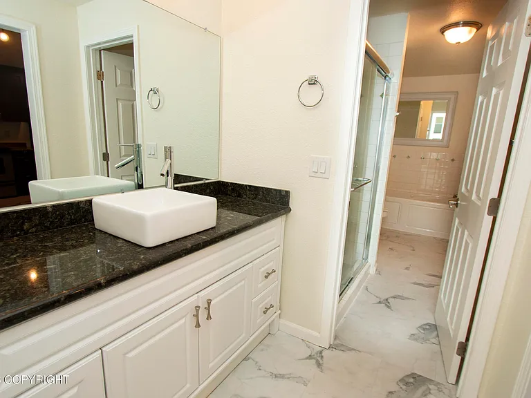 329 E 14th Ave #13 — Photo 20