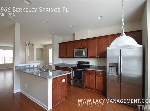 4th image of 2966 Berkeley Springs Pl