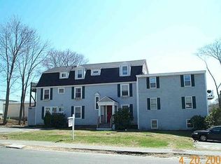 9 Norman Ave APT 1R, Magnolia, MA 01930
