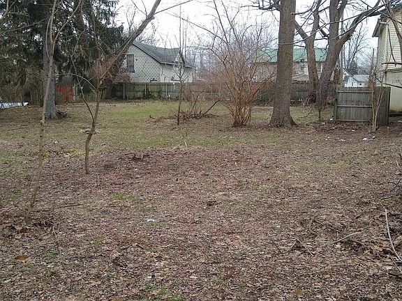 3rd image of 303 Sandusky St