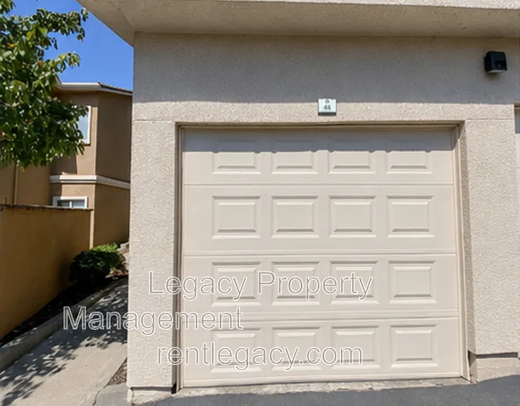 501 Gibson Dr #424 — Photo 12