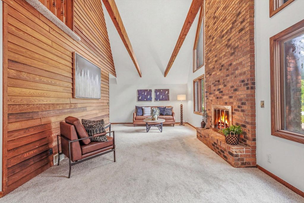 1817 Oregon Trl, Saint Cloud, MN - View 5