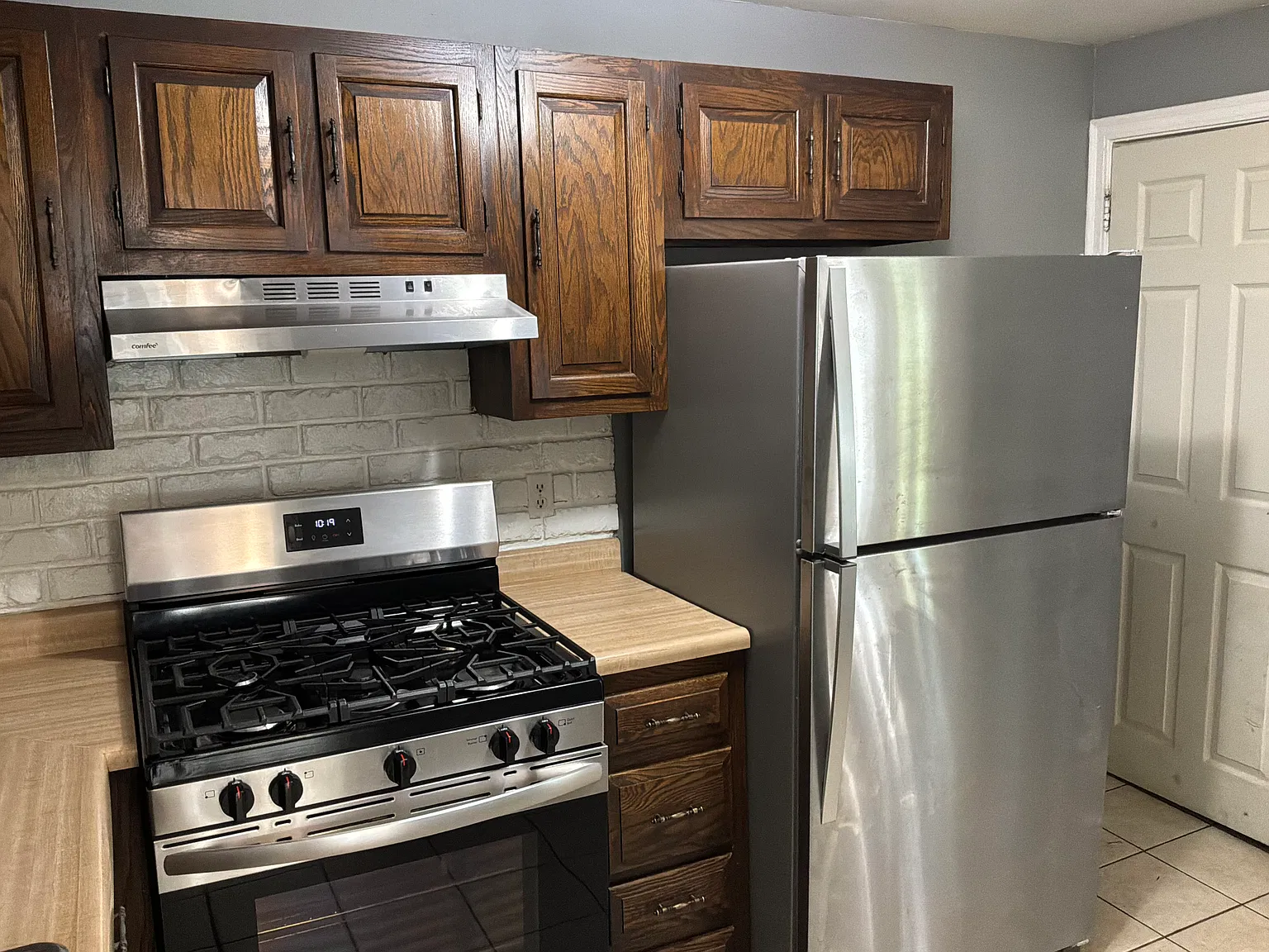 3 bed, 1670 sqft, $1,300 — Photo 3