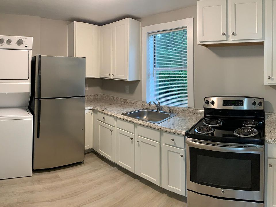 1st image of 3528 Admiral Dr APT C