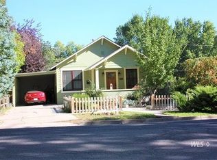 214 W 3rd St, Florence, CO