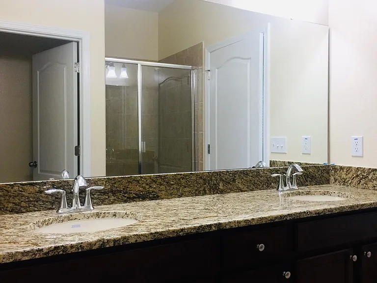 12826 Strode Ln — Photo 13
