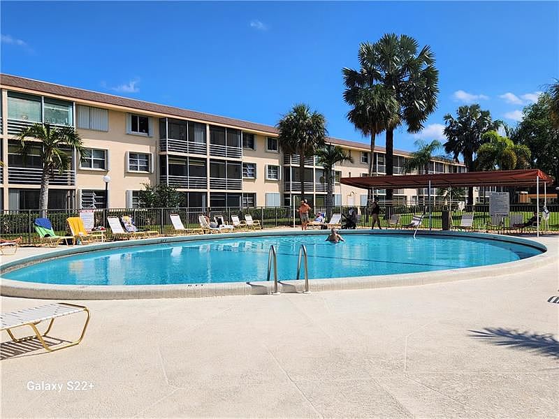 1st image of 4502 N Federal Hwy APT 223C