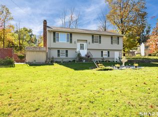 2 Ken Oaks Drive, Danbury, CT 06810