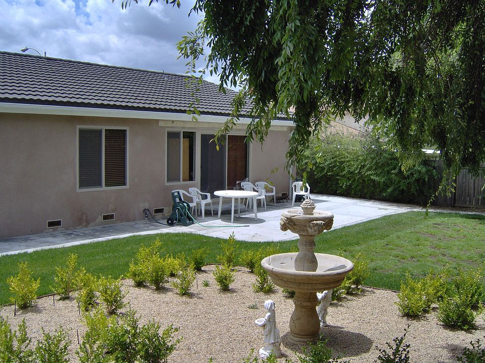 Fountain Garden