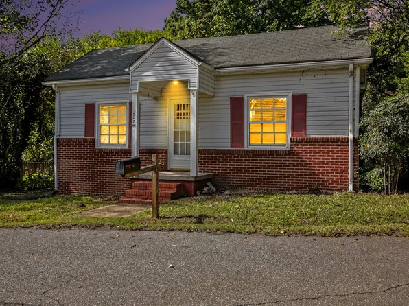 207 Short Morgan St, Eden, NC 27288