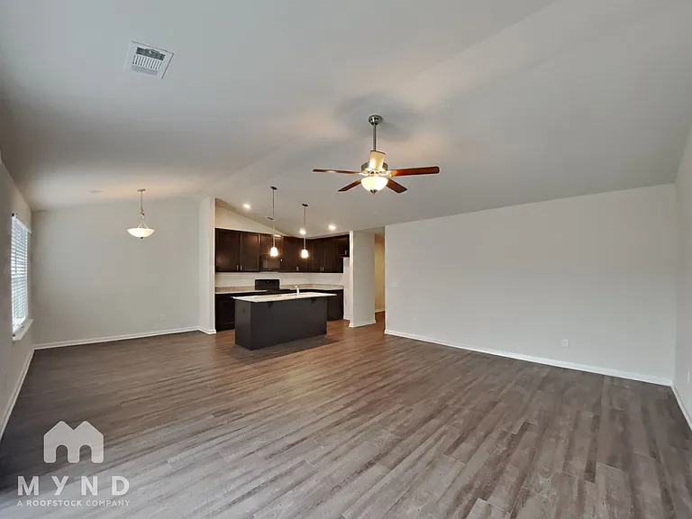 118 Dasher Dr — Photo 6
