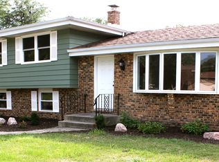 9434 Garfield Ct, Crown Point, IN 46307