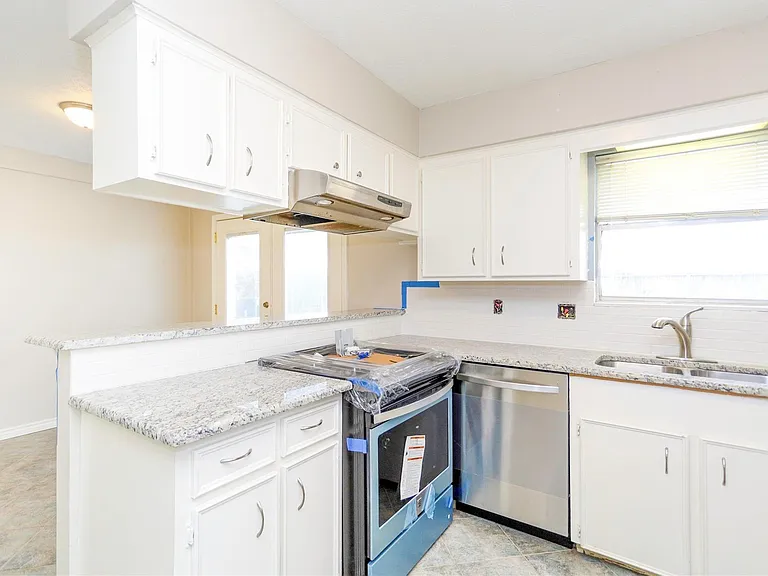 20814 Westgreen Ct — Photo 10