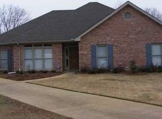 307 Old Forest Ct, Montgomery, AL 36117