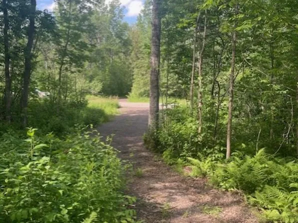 5186 Hermantown Rd, Duluth, MN 55810