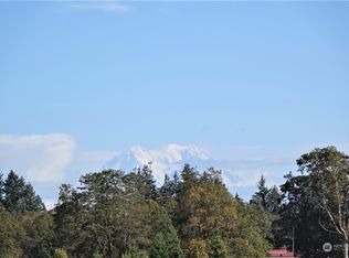 123 Vail Cut Off Rd SE, Rainier, WA 98576