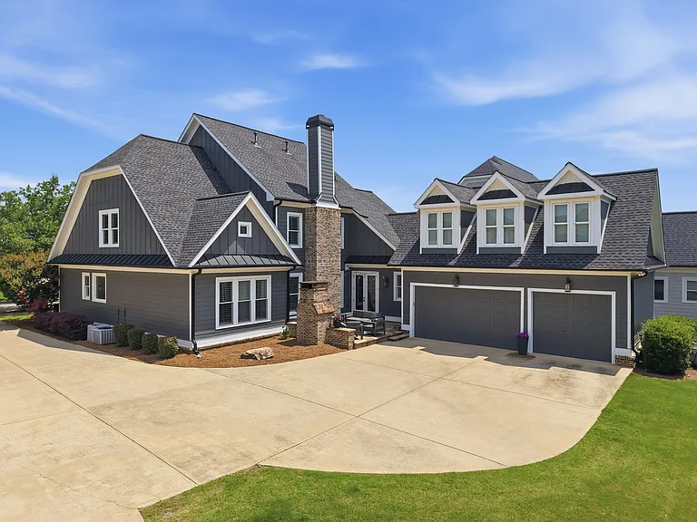 5451 Autumn Flame Dr NE — Photo 50