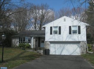 562 Concord Rd, Warminster, PA 18974