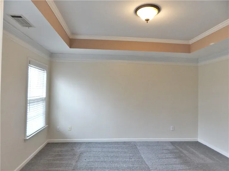 10829 Yorkwood St — Photo 33