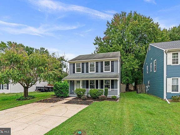 3rd image of 345 Winterberry Dr