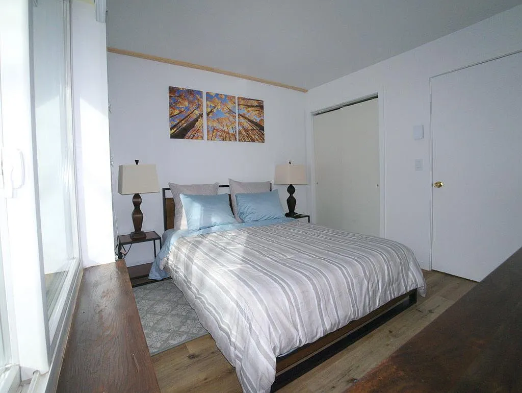 2 bed, 937 sqft, $5,500 — Photo 4
