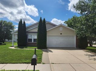 641 Fallen Timber Ln, Mascoutah, IL 62258