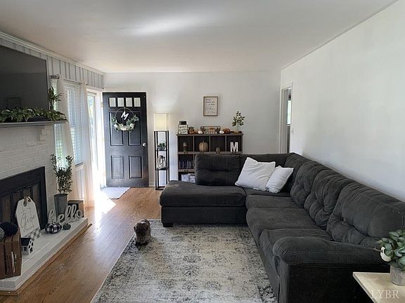 2nd image of 82 Terrace Hill Dr