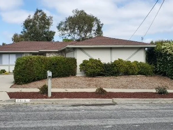2916 Altura Dr, Oceanside, CA 92056