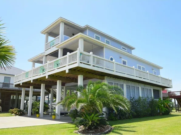 1977 Avenue I, Crystal Beach, TX 77650
