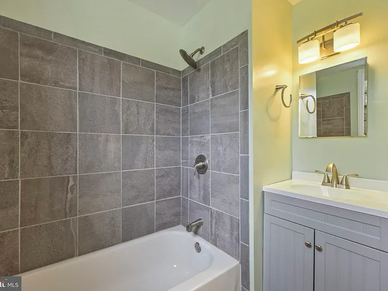 8338 Philadelphia Rd — Photo 10