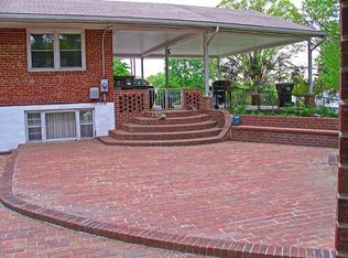 7441 Cullum St, Lorton, VA 22079