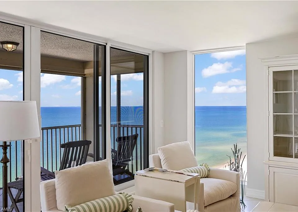 10691 Gulf Shore Dr #1201