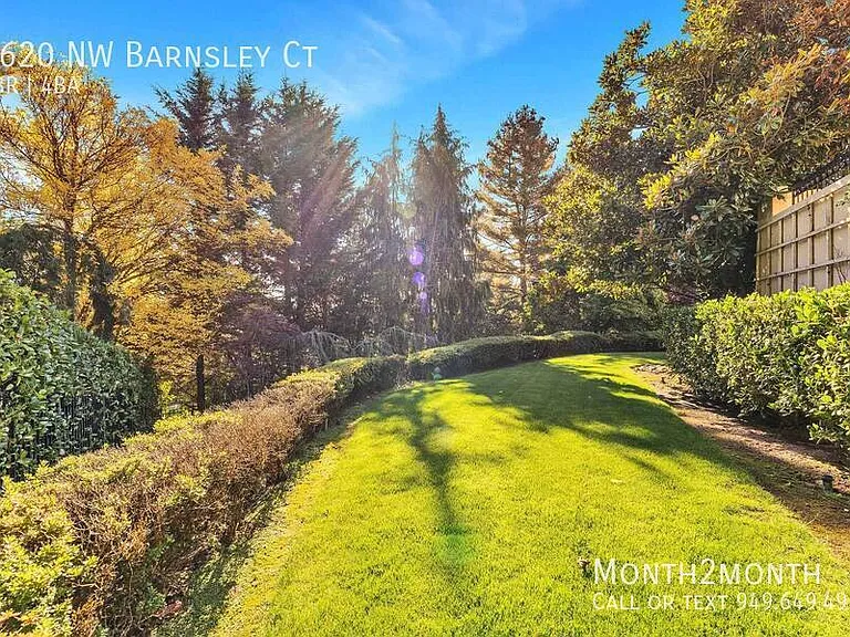 1620 NW Barnsley Ct — Photo 34